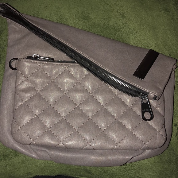 Women’s  Puma SE Puma Way 1 Crossbody Bag / Pouch - Picture 10 of 11